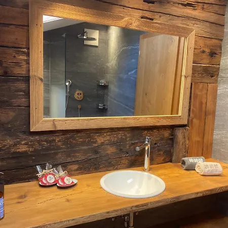 Bruenig Apartment *
